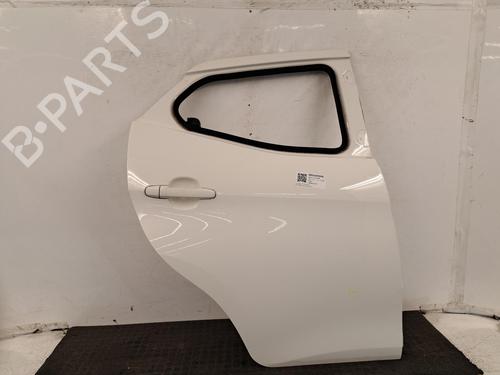 right-rear-door-toyota-aygo-_b4_-2014-32478218 main image