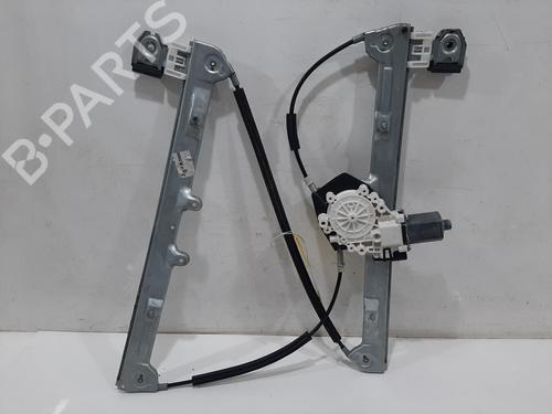 Elevalunas delantero derecho MITSUBISHI COLT VI (Z3_A, Z2_A) 1.3 (Z21A) (95 hp) 31209619