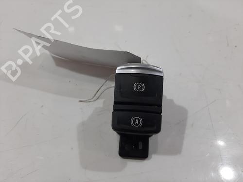 Used Hand brake Hand brake RENAULT CLIO V (B7_) 1.0 TCe 90 (B7MT) (91 hp) 33242449 33242449