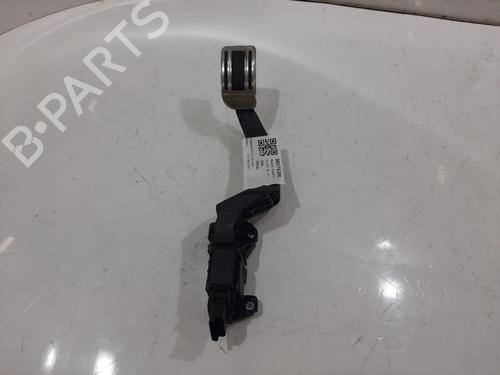 Pedale Pedale PEUGEOT 2008 II (UD_, US_, UY_, UJ_, UR_, UC_) 1.2 PureTech 130 (USHNS, URHNS) (130 hp) 37601376 37601376