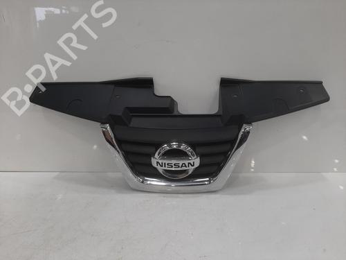 Used Grille NISSAN JUKE (F15) 1.6 (117 hp) 26804682