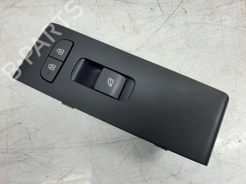 Used Switch VOLVO XC40 (536) B4 Mild-Hybrid (197 hp) 31360850