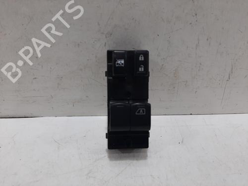 Used Switch NISSAN MICRA IV (K13K, K13KK) 1.2 (80 hp) 29988786