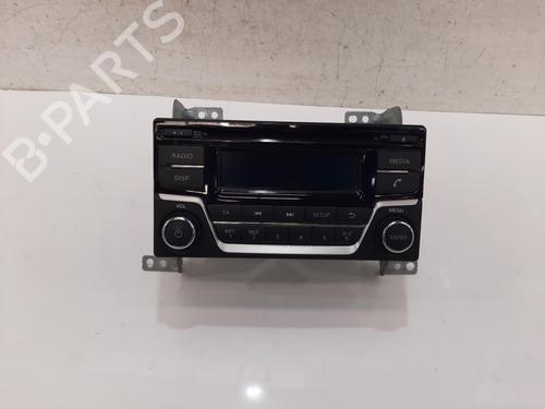 Used Radio Radio NISSAN JUKE (F15) 1.2 DIG-T (115 hp) 33720680 33720680