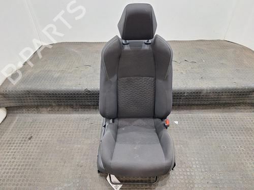 Sæde højre fortil Sæde højre fortil 39176482 39176482
