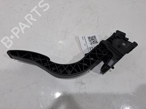 Pedal TESLA MODEL Y (5YJY) Long Range All-wheel Drive | BP39176851I4 - Image 3