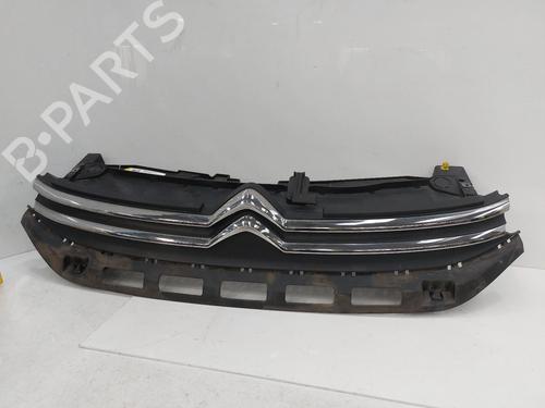 Used Grille CITROËN C3 III (SX) 1.2 VTi 82 (82 hp) 26754508
