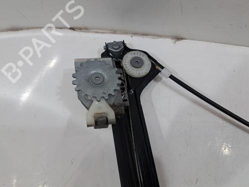 Front right window mechanism BMW 1 Convertible (E88) 118 i | BP29471975C23 