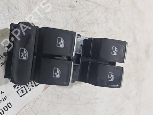 Spak kontakt VW POLO VI (AW1, BZ1, AE1) 1.0 TSI (95 hp) 32324217