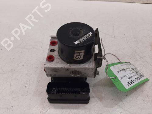 Used ABS pump ABS pump FORD FIESTA VI (CB1, CCN) 1.4 (97 hp) 33647561 33647561