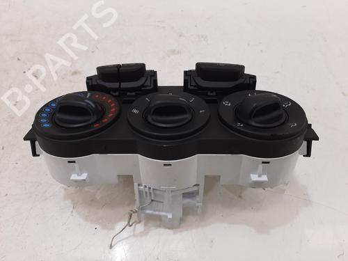 Climate control VAUXHALL CORSA Mk IV (E) (X15) 1.4 | BP32357619I5