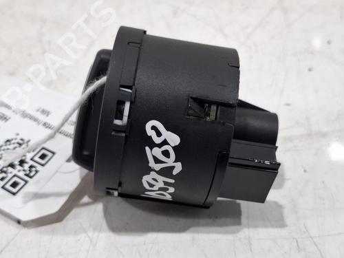 Headlight switch SKODA SCALA (NW1) 1.5 TSI | BP38970056I24 - Image 2