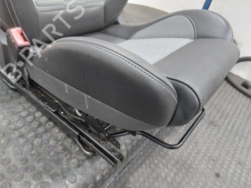 Left front seat FORD FIESTA VI (CB1, CCN) 1.6 ST | BP26749609C15 - Image 5