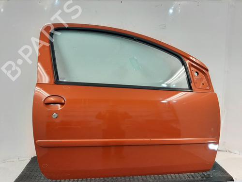 Used Right front door TOYOTA AYGO (_B1_) 1.0 (KGB10_, KGB10R) (68 hp) 26856831