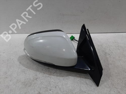 Used Right mirror VOLVO V40 Hatchback (525) D2 (114 hp) 32357375