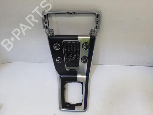 Radio VOLVO V40 Hatchback (525) T2 | BP26744503E6 