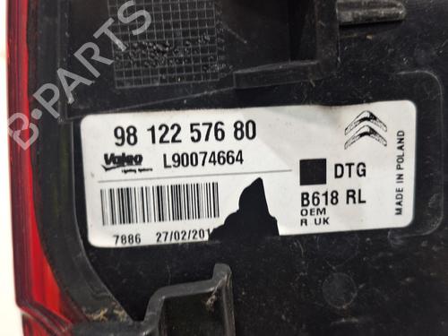 Right taillight CITROËN C3 III (SX) 1.2 PureTech 82 | BP39743732C35 - Image 2