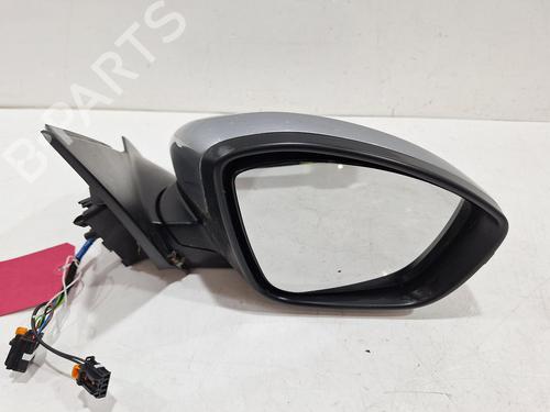 Used Right mirror Right mirror 39252061 39252061