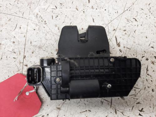 Tailgate lock PEUGEOT 3008 I MPV (0U_) 1.6 HDi | BP26804164C101 