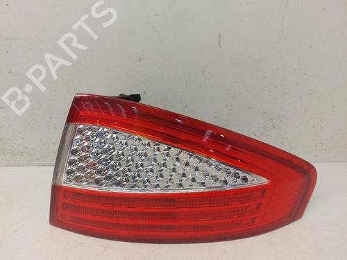 Used Right taillight FORD MONDEO IV (BA7) 1.8 TDCi (125 hp) 26839934