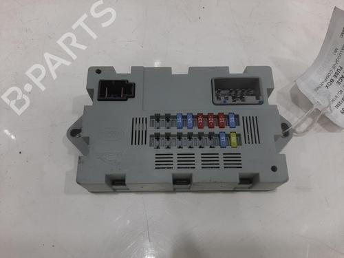 Used Fuse box Fuse box 29235899 29235899