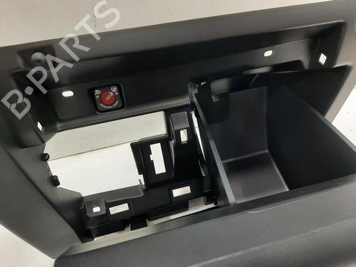 Vano posta oggetti CITROËN C3 III (SX) 1.2 PureTech 82 | BP31768930C95 