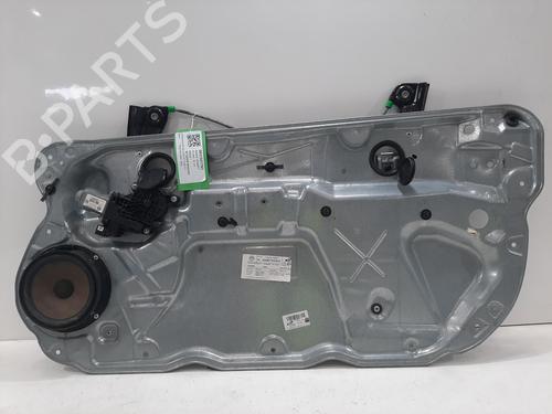 Rudehejsemekanisme Højre foran VW POLO IV (9N_, 9A_) 1.2 (60 hp) 28617257