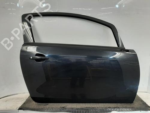 Porta anteriore destra Porta anteriore destra VAUXHALL CORSA Mk IV (E) (X15) 1.4 (75 hp) 33988253 33988253