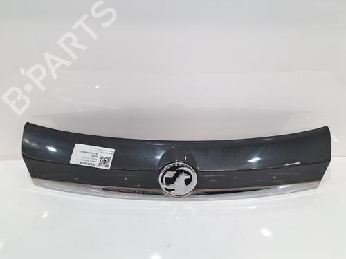 Used Tailgate handle Tailgate handle VAUXHALL MOKKA / MOKKA X (J13) 1.4 (140 hp) 33839383 33839383