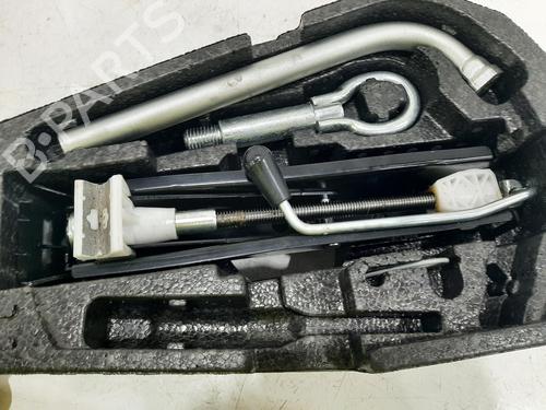 Jack Kit VW POLO V (6R1, 6C1) 1.2 TSI 16V | BP26745458C119 