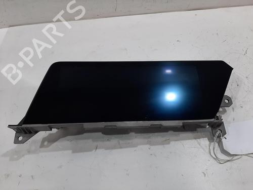 Used Display monitor BMW 1 (F40) 118 i (140 hp) 26837489
