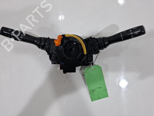 Interruttore Interruttore TOYOTA YARIS (_P9_) 1.33 VVT-i (NSP90_, NSP90R) (100 hp) 39667970 39667970