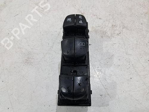 Interruttore NISSAN JUKE (F15) 1.2 DIG-T (115 hp) 32041135