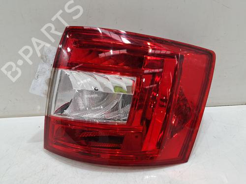 Used Right taillight Right taillight SKODA OCTAVIA III Combi (5E5, 5E6) 2.0 TDI RS (184 hp) 35768985 35768985