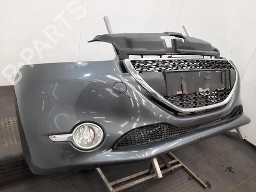Used Front bumper Front bumper 38089199 38089199