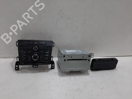 Radio VAUXHALL ZAFIRA Mk III (P12) 2.0 CDTi (75) | BP30119688E6 