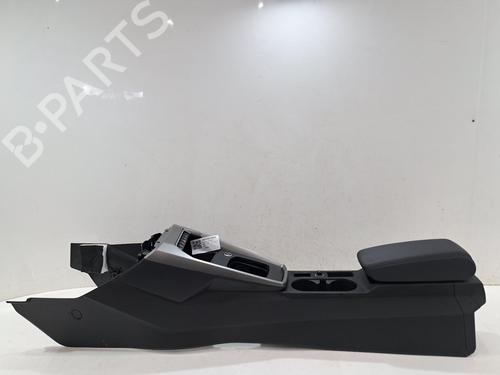 Console central AUDI A3 Sportback (8YA, 8YF) 30 TDI (116 hp) 31812266