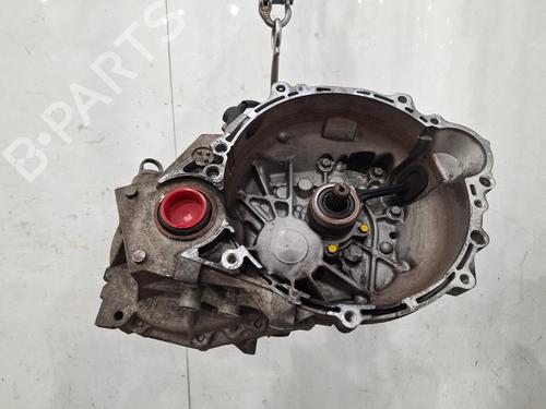 Used Gearbox HYUNDAI TUCSON (TL, TLE) 1.7 CRDi (116 hp) 28040015