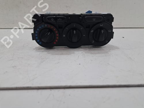 climate-control-vauxhall-corsa-mk-iv-e-x15-2014-32448613 main image