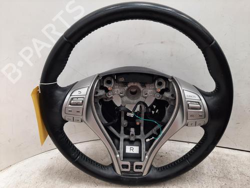 Used Steering wheel NISSAN X-TRAIL III (T32_, T32R, T32RR) 1.6 dCi (T32) (130 hp) 26806240