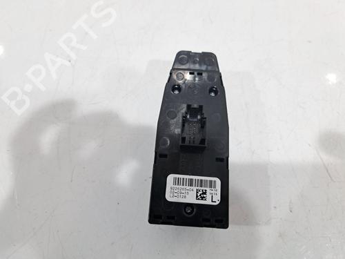 Right front window switch BMW 1 (F21) 118 i | BP40500426I26 - Image 6