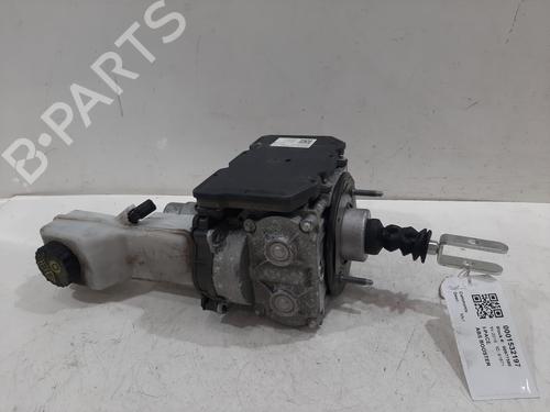 Used Brake master cylinder JAGUAR I-PACE (X590) EV400 AWD (400 hp) 29603494