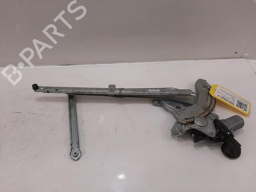 Elevalunas delantero derecho Elevalunas delantero derecho SUZUKI SWIFT III (MZ, EZ) 1.3 (RS413, ZC11S) (92 hp) 33868576 33868576