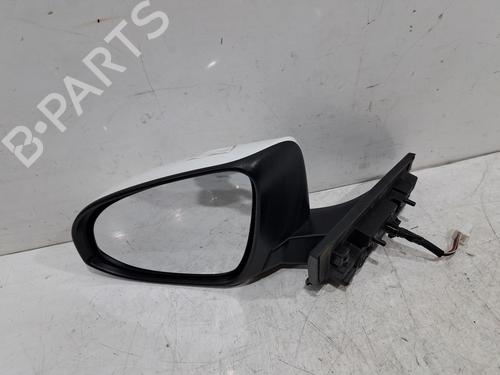 left-mirror-toyota-c-hr-_x1_-2016-37702637 main image