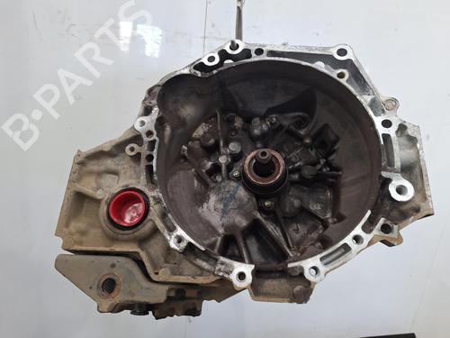 Used Gearbox Gearbox TOYOTA YARIS (_P13_) 1.3 (NSP130_, NSP130) (99 hp) 33125258 33125258