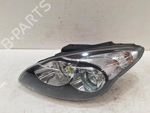 Used Left headlight HYUNDAI i30 (FD) 1.4 (109 hp) 31538086