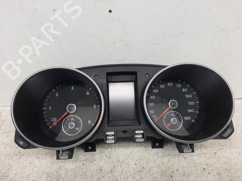 Used Instrument cluster VW GOLF VI (5K1) 1.6 TDI (105 hp) 26855634