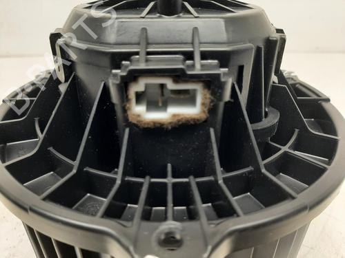 Heater blower motor KIA SPORTAGE III (SL) 1.7 CRDi | BP26847716M62 
