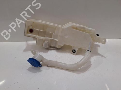 Used Windscreen washer tank VOLVO V90 II Cross Country (236) B5 Mild-Hybrid AWD (250 hp) 28084693