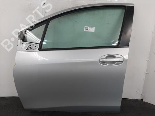 Dør venstre fortil Dør venstre fortil TOYOTA YARIS (_P13_) 1.3 (NSP130_, NSP130) (99 hp) 39694789 39694789